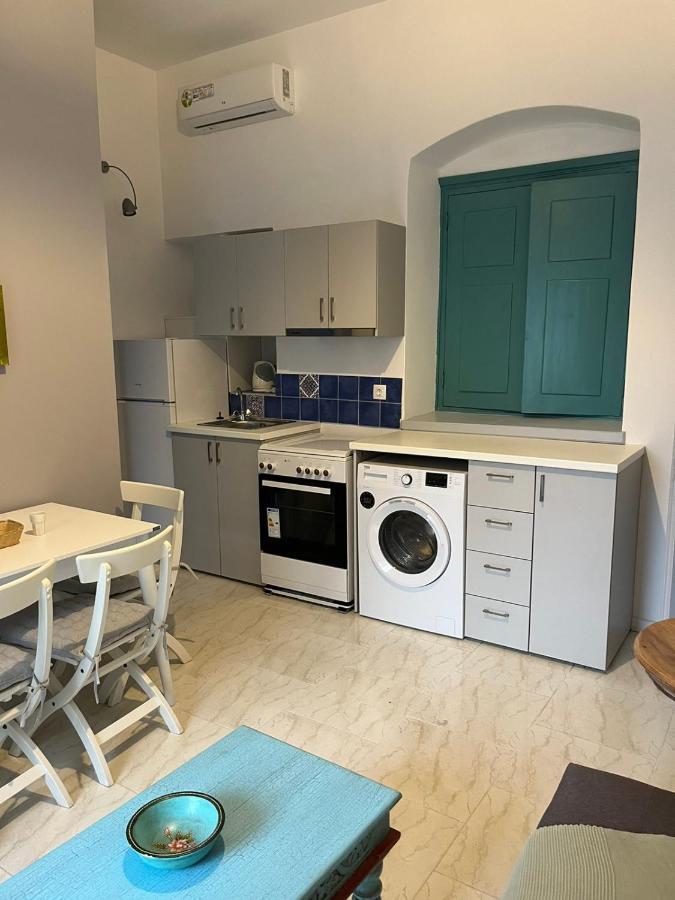 Almira Studios And Apartments Agia Marina  Exterior foto